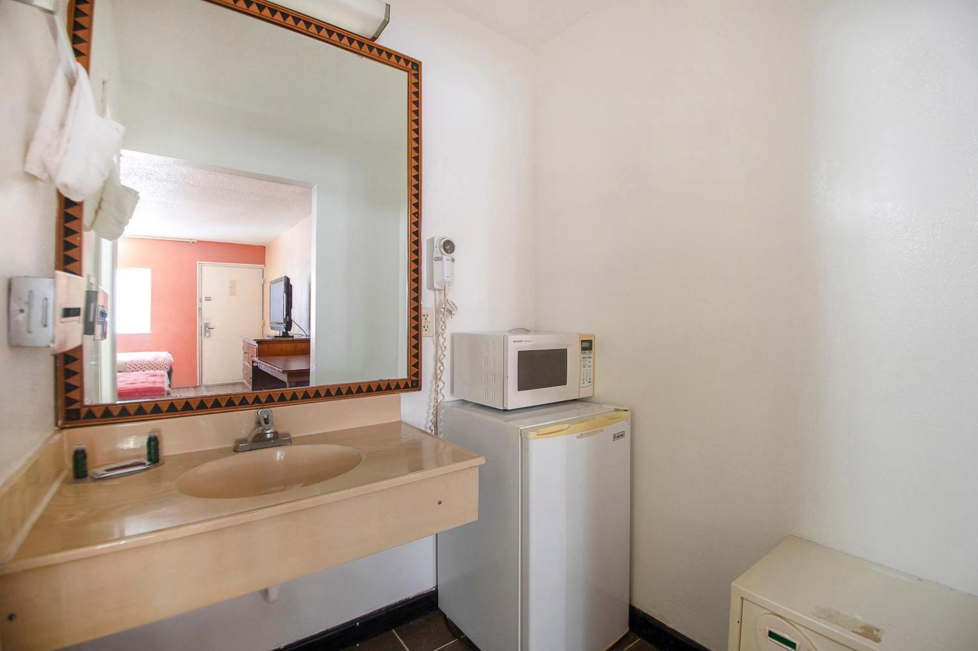 Hotel O Daylight Inn Elkhart I-90, In Bagian luar foto