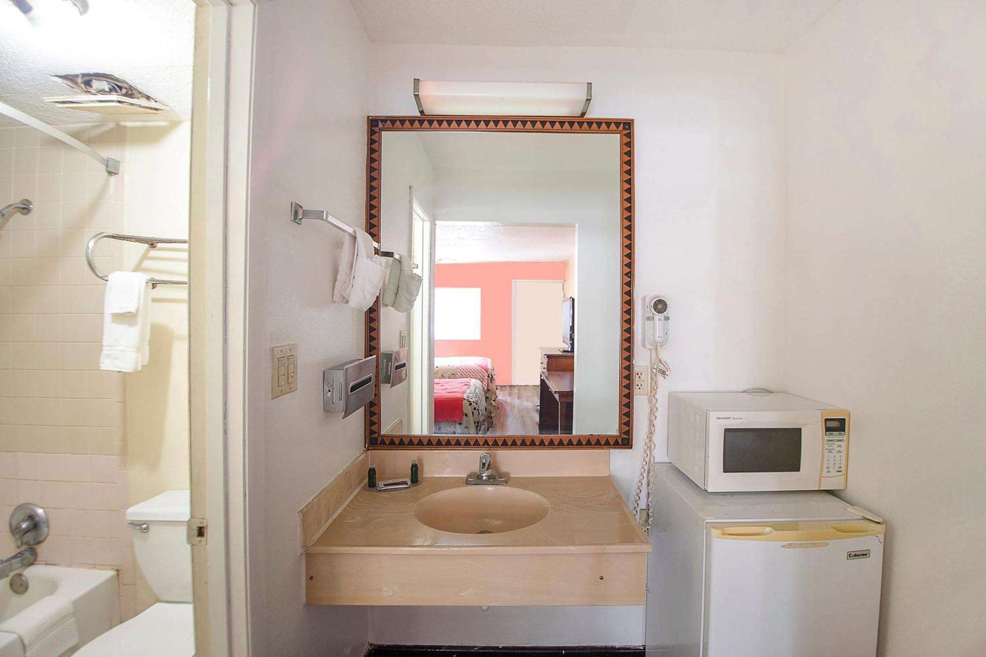 Hotel O Daylight Inn Elkhart I-90, In Bagian luar foto