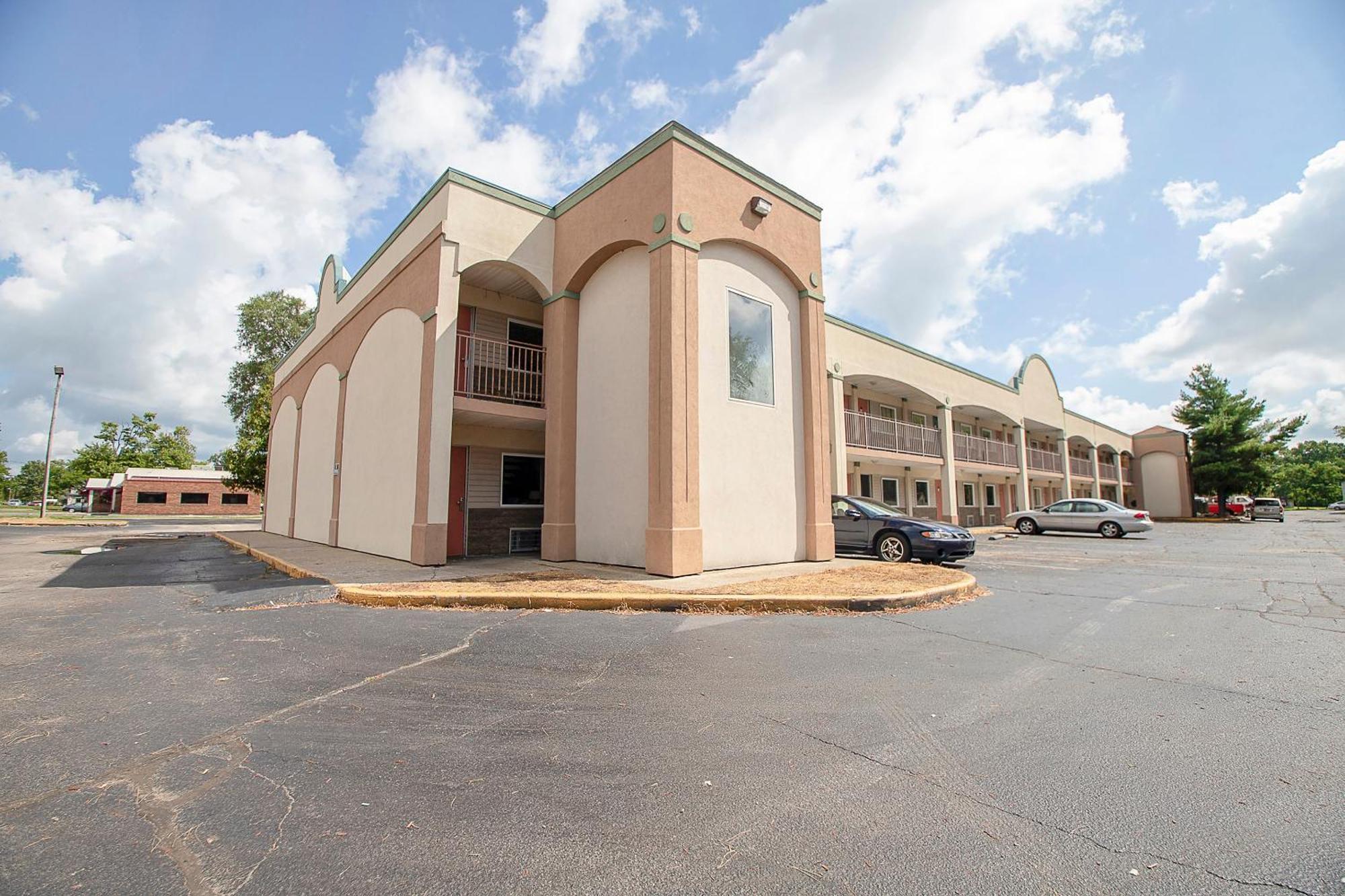 Hotel O Daylight Inn Elkhart I-90, In Bagian luar foto